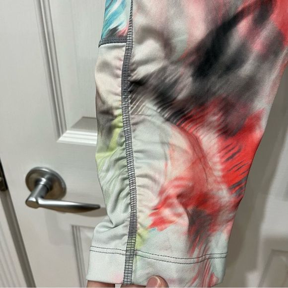 MPG multicolour crops back waist pocket size small - Picture 6 of 9